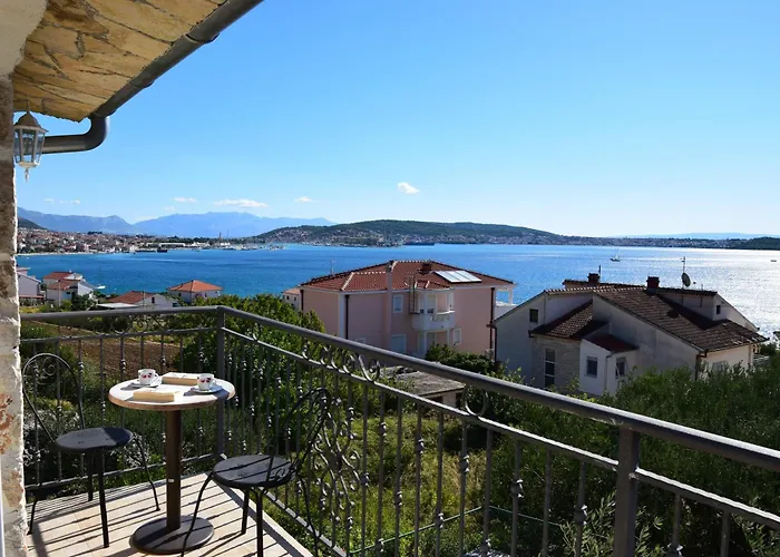 Julio * Trogir