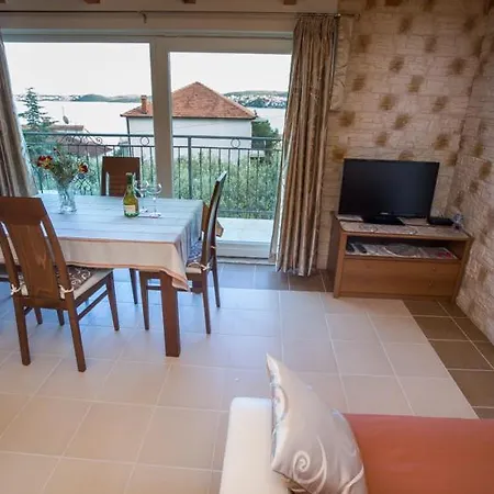 Julio Apartman
