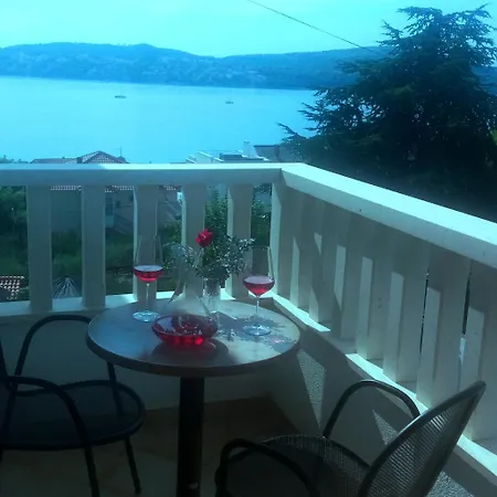 Julio Apartman